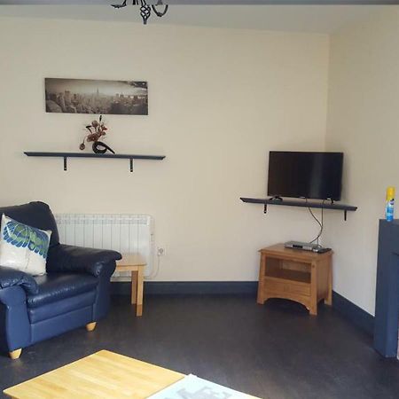 Апартаменты Donegal Lodgings - Apt 1 Донегол Экстерьер фото