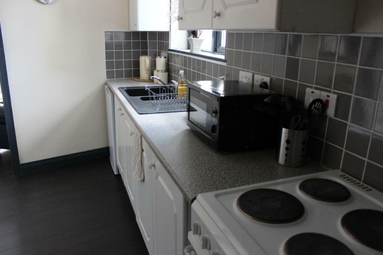 Апартаменты Donegal Lodgings - Apt 1 Донегол Экстерьер фото